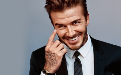 艾尚体育精华-乒乓球颠球