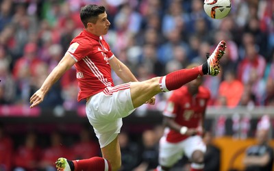 艾尚体育焦点-什琴斯尼手抛球助攻刷新纪录