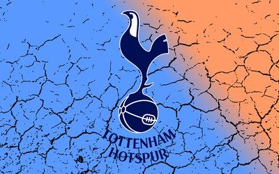 艾尚体育精华-利物浦女足客场更衣室标语激励全队